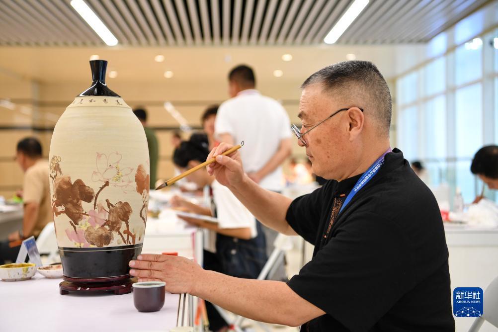 不朽的浪漫免费旋转选哪个好